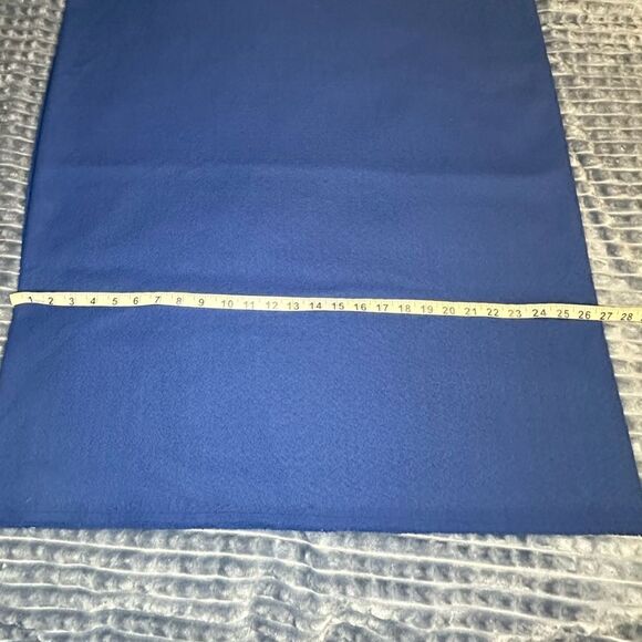 Vintage Deep Blue women’s suiting fabric Approx 3 yards x 1.75 yards - Picture 6 of 9